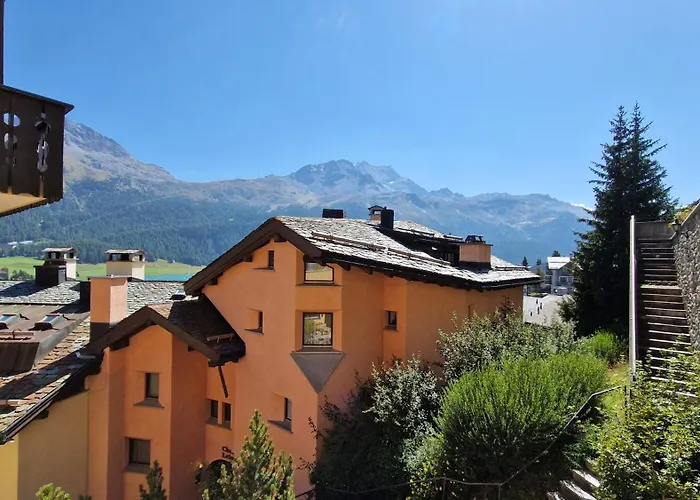 Chesa Bellaval, Haus Rizza Zwei Zimmerwohnung * Silvaplana