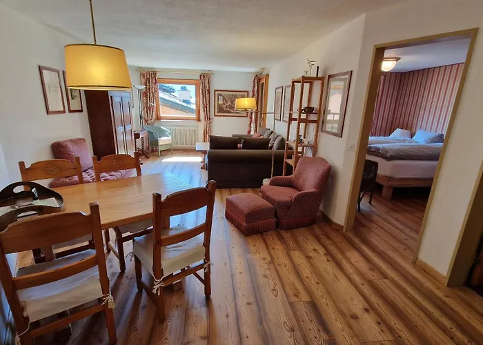 Chesa Bellaval, Haus Rizza Zwei Zimmerwohnung * Silvaplana