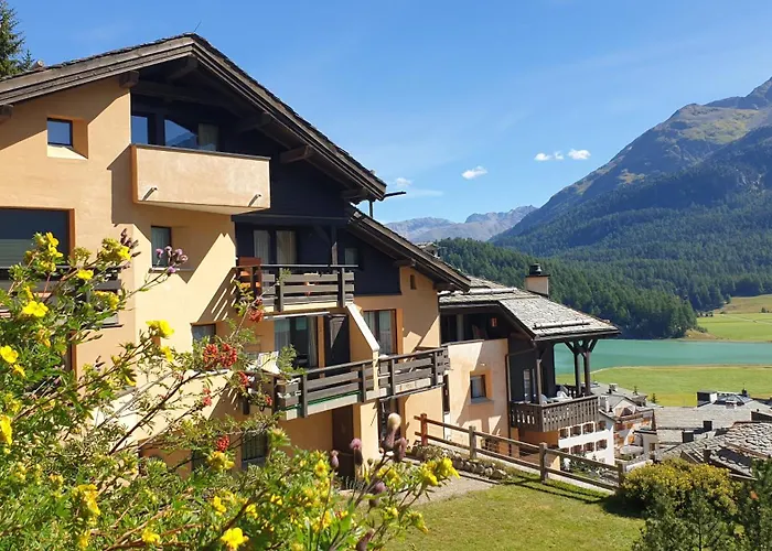 Chesa Bellaval, Haus Rizza Zwei Zimmerwohnung Apartamento *