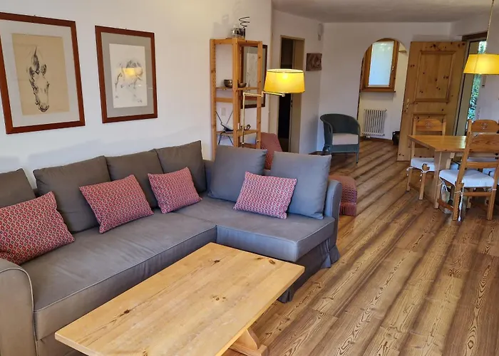 Chesa Bellaval, Haus Rizza Zwei Zimmerwohnung Apartamento Silvaplana