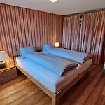 Chesa Bellaval, Haus Rizza Zwei Zimmerwohnung Lägenhet